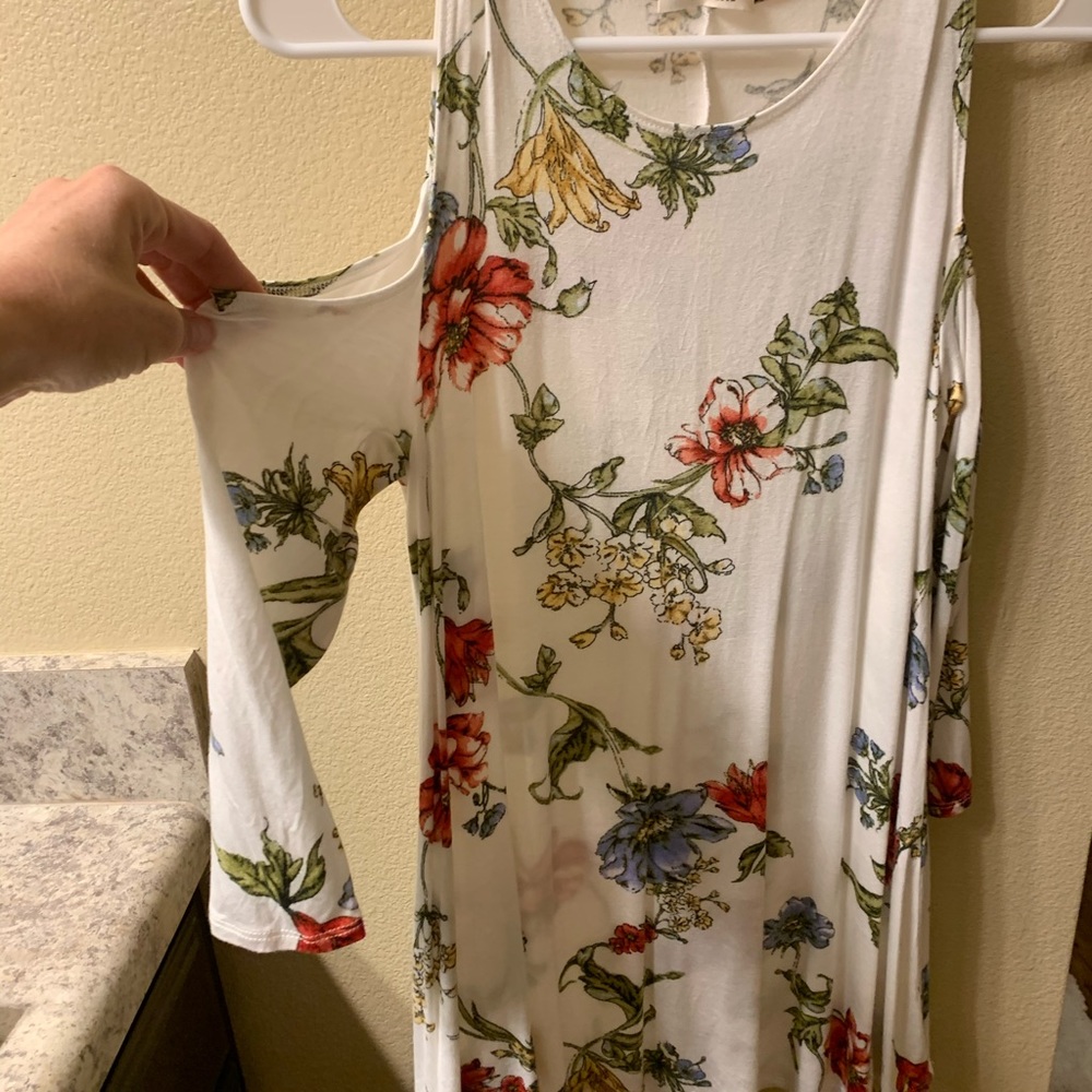 Tunic - Picture 4 of 4